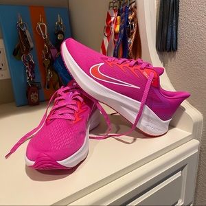 Nike Zoom Winflow NEW W8.5